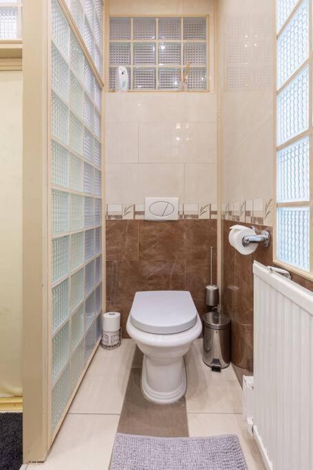 Stylish Central Budapest Apartment Buitenkant foto