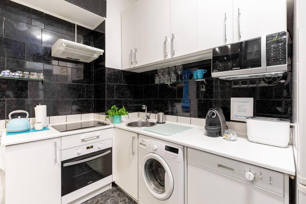 Stylish Central Budapest Apartment Buitenkant foto